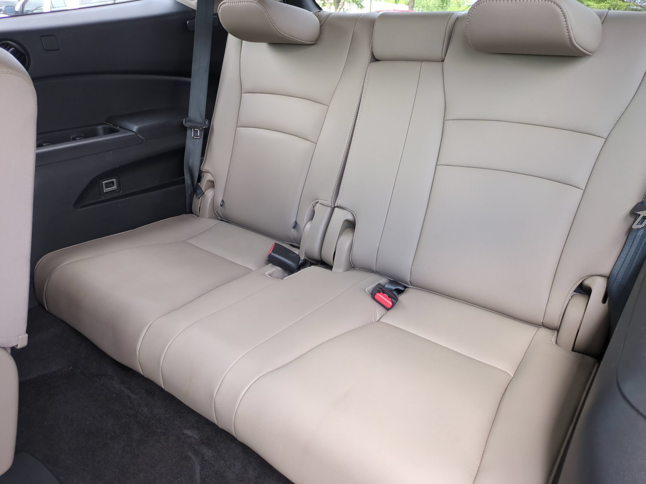 Used 2017 Honda Pilot Touring image 32