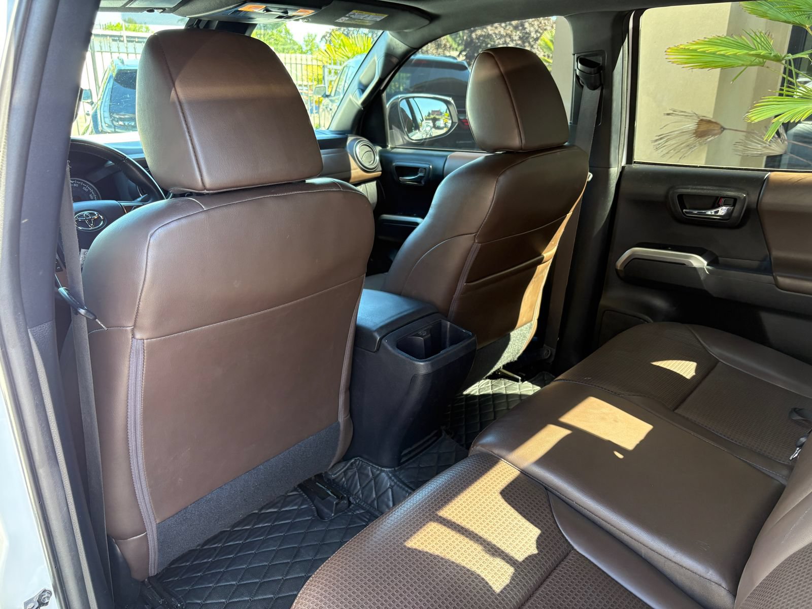 Used 2019 Toyota Tacoma Limited AWD/4WD image 21