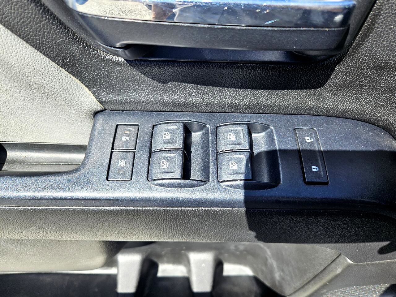 Used 2018 Chevrolet Silverado 3500 W/T image 13