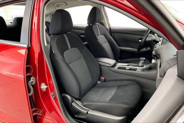 Used 2021 Nissan Sentra SV image 7