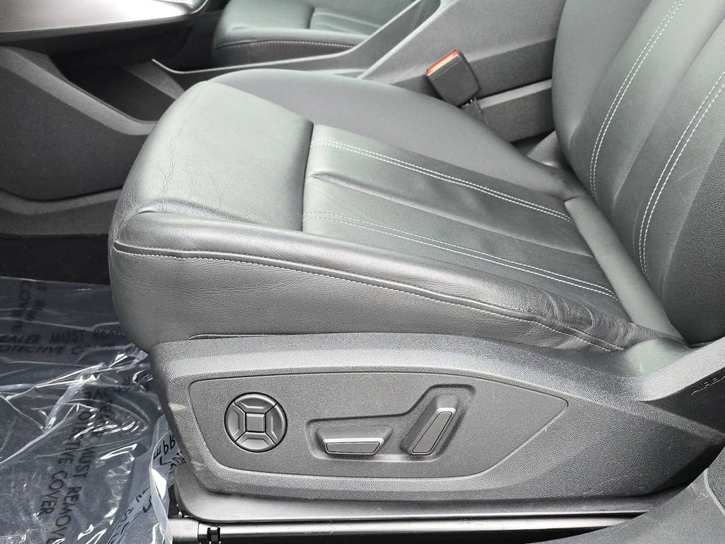 Used 2023 Audi Q4 e-tron Prestige w/ Black Optic Package AWD/4WD image 20