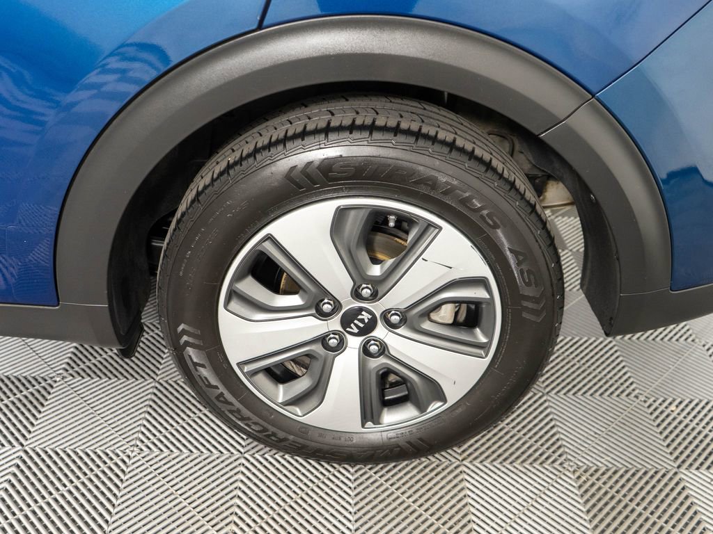 Used 2019 Kia Niro LX FWD image 23