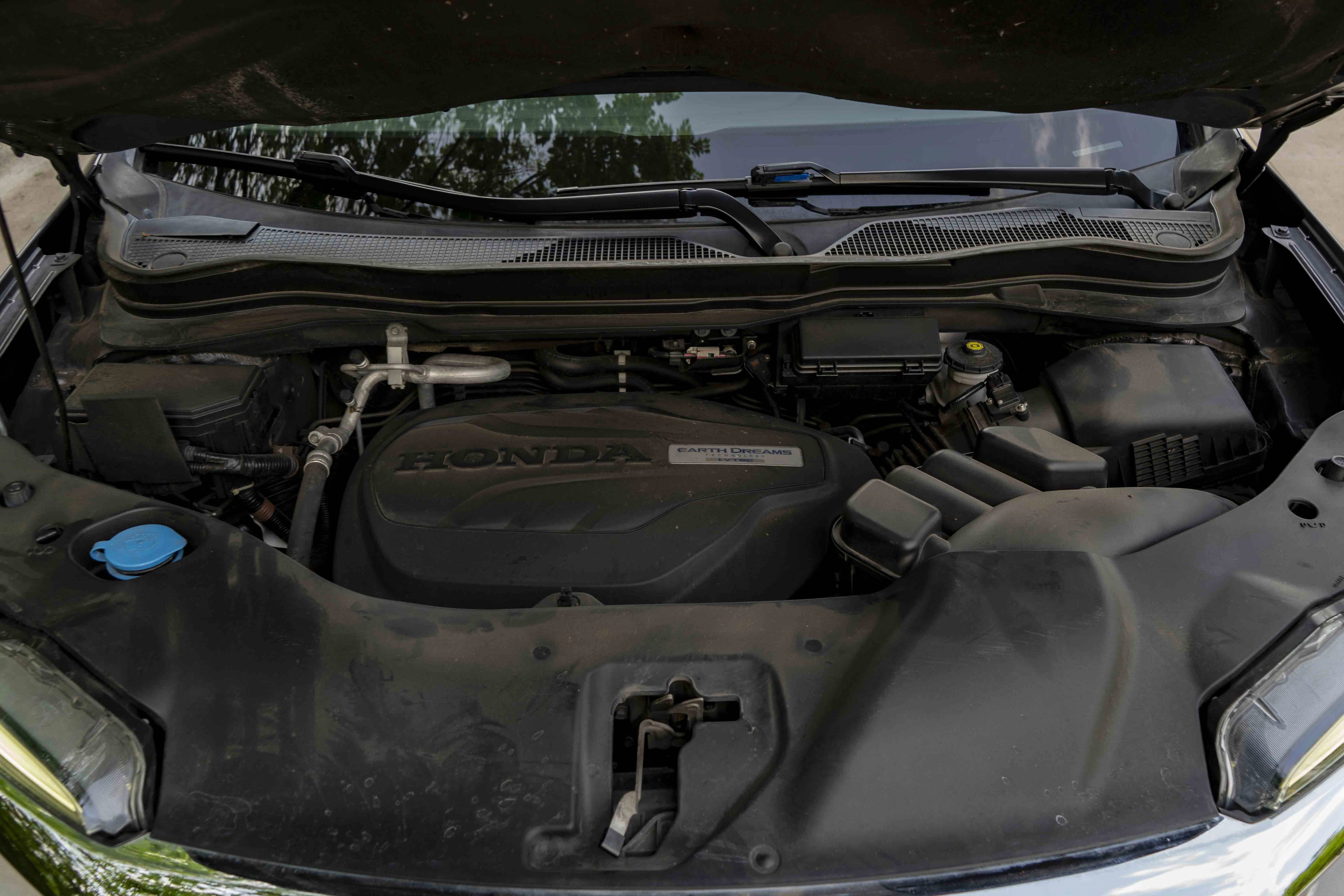 Used 2020 Honda Pilot Elite image 48