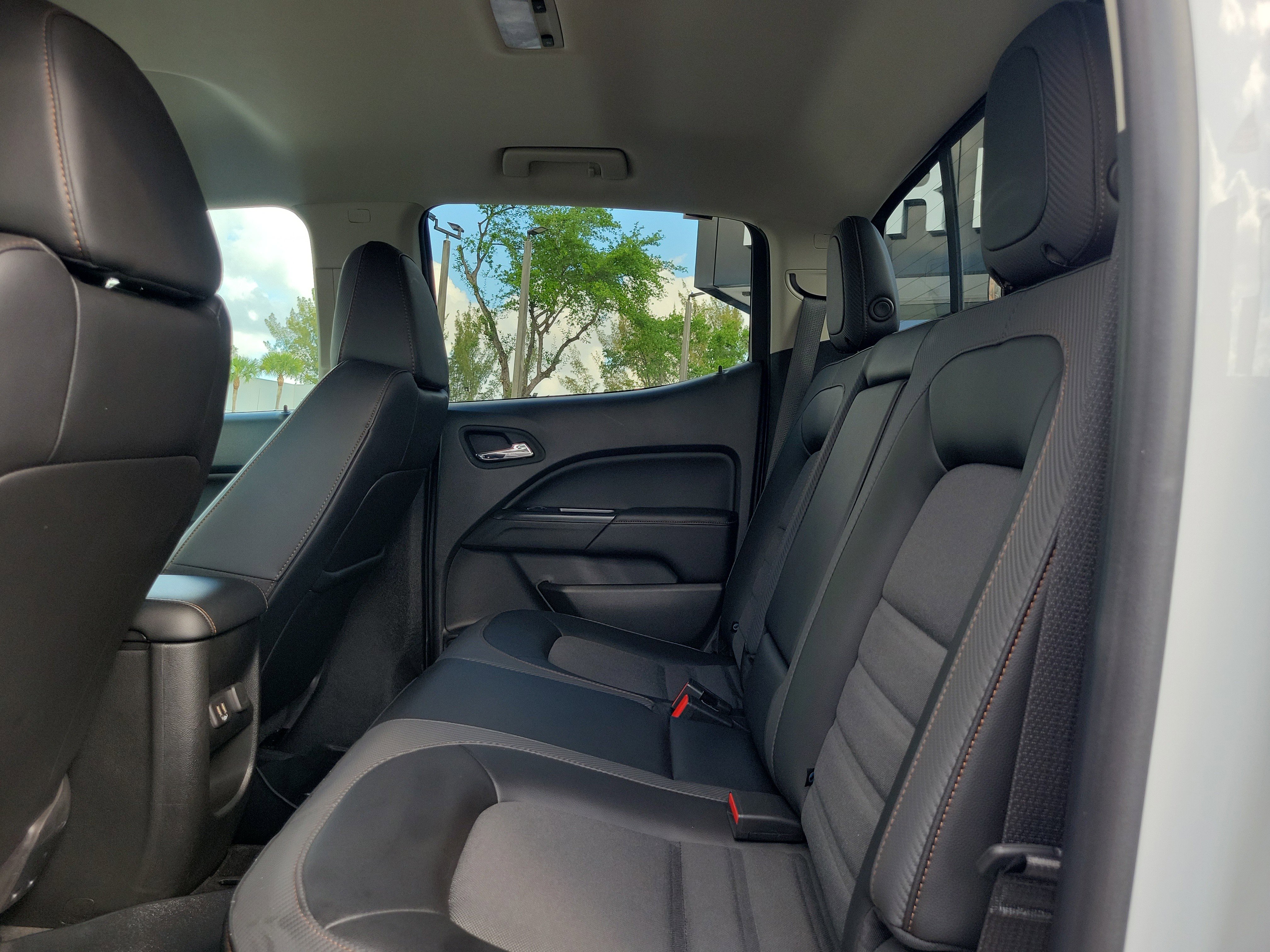 Used 2022 GMC Canyon AT4 w/ Trailering Package image 13