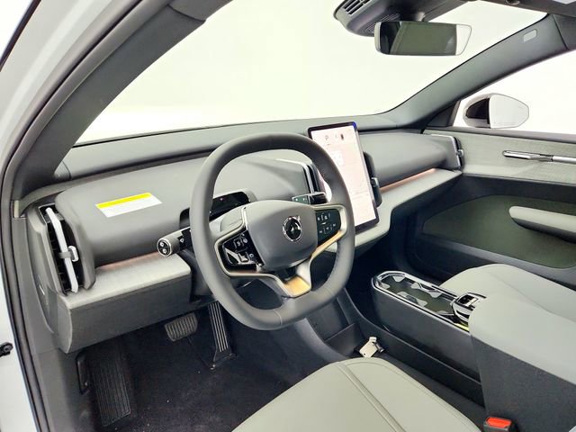 New 2025 Volvo EX30 Plus w/ Protection Package Premier image 20