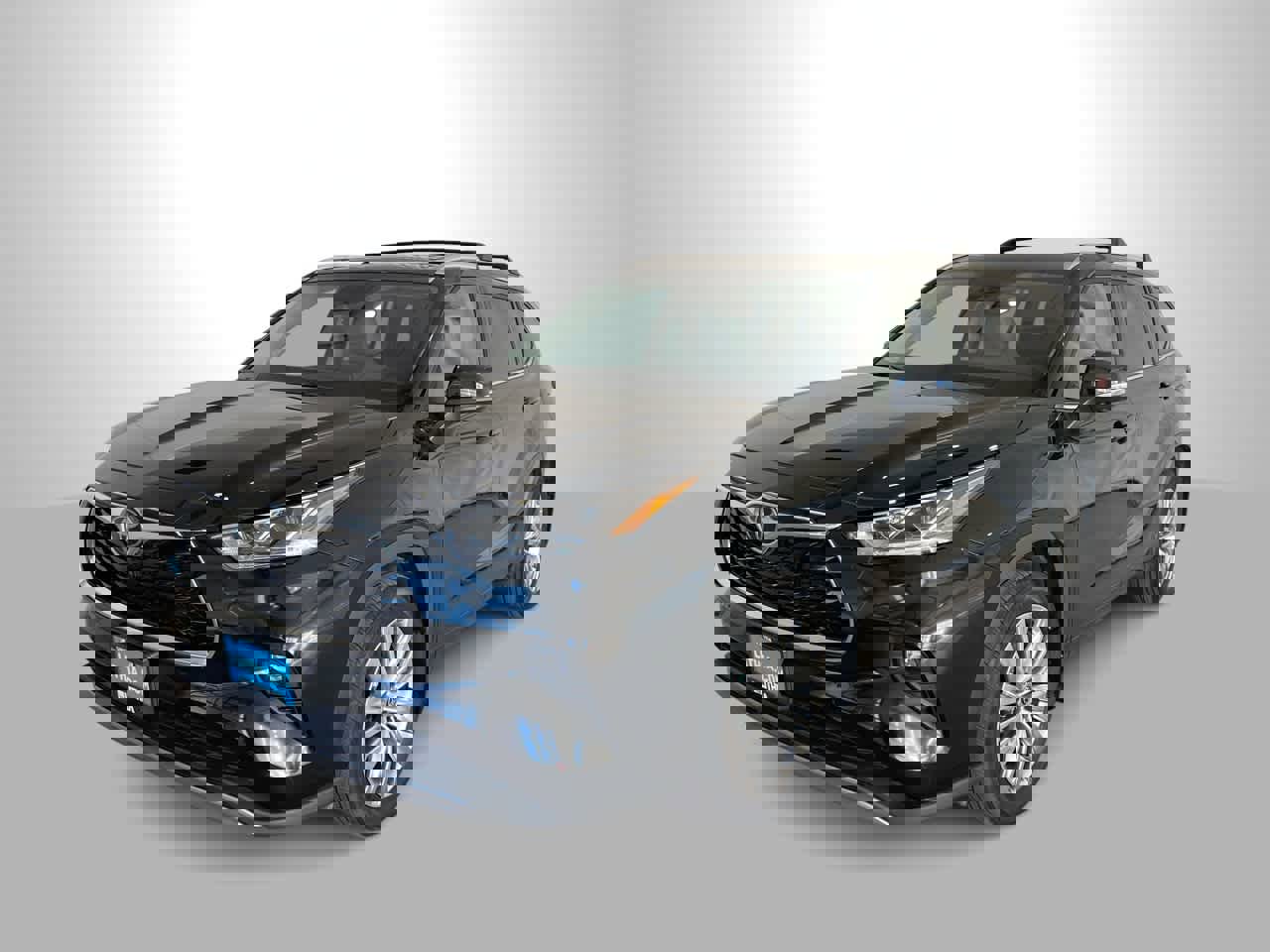 Used 2024 Toyota Highlander Platinum image 1