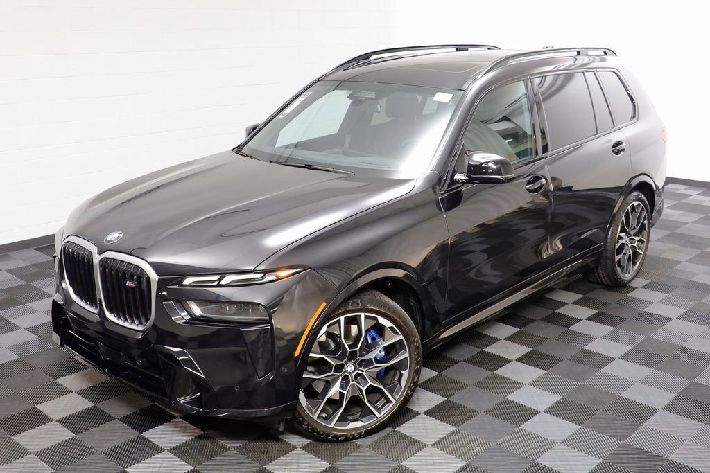 Certified 2025 BMW X7 M60i AWD/4WD image 2