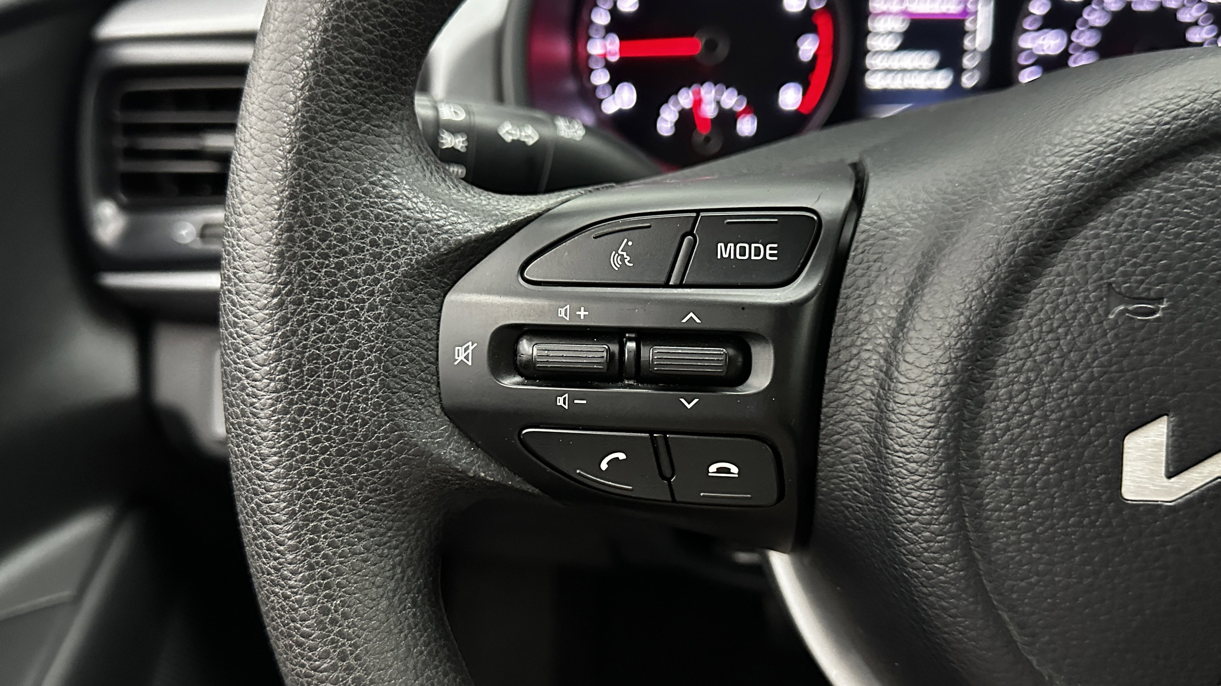 Used 2023 Kia Rio S w/ Technology Package image 18