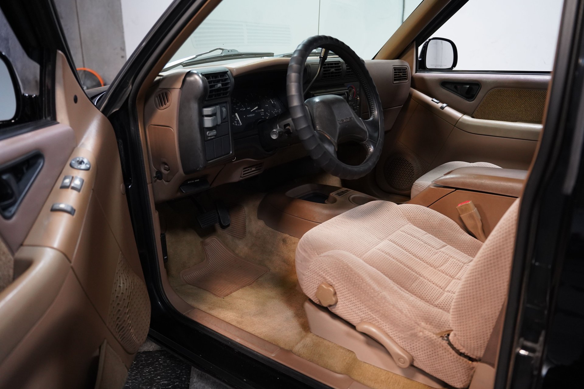 Used 1994 Chevrolet S10 Pickup 2WD Regular Cab image 4
