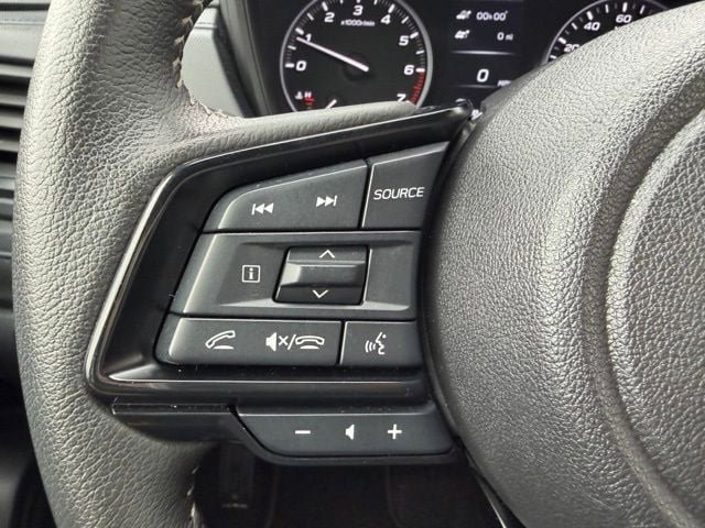 Used 2025 Subaru Forester Premium AWD/4WD image 16