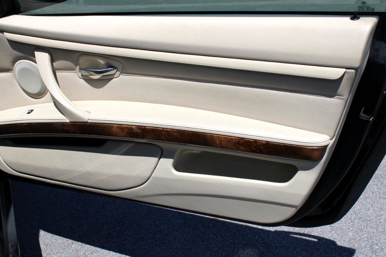 Used 2007 BMW 328i Coupe image 17