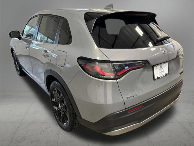 Certified 2025 Honda HR-V Sport image 4