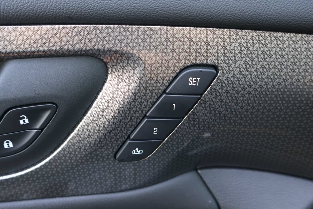 Certified 2023 Chevrolet Traverse Premier AWD/4WD image 15