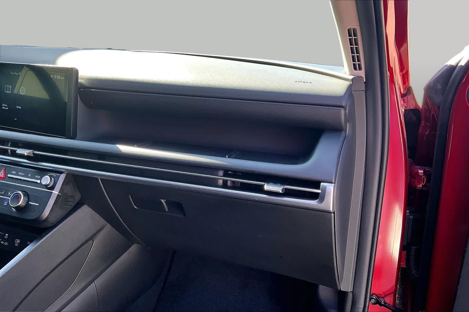 Used 2025 Hyundai Tucson SE FWD image 18
