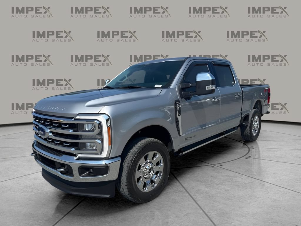 Used 2023 Ford F350 Lariat w/ Chrome Package AWD/4WD video 1