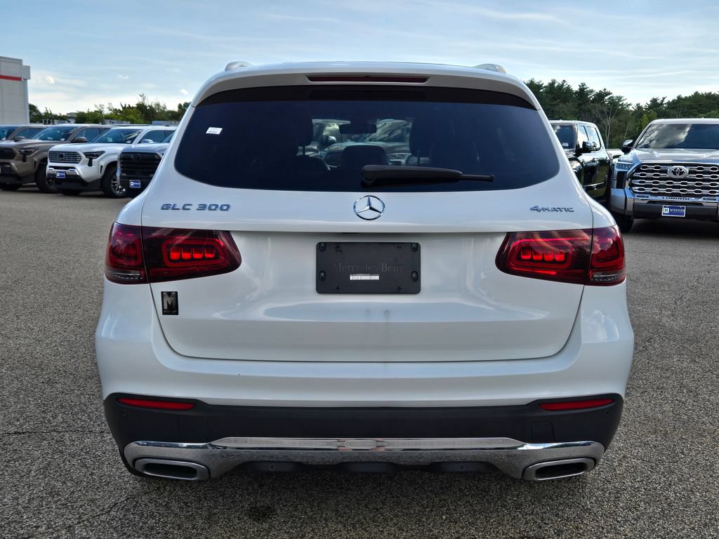 Used 2021 Mercedes-Benz GLC 300 4MATIC image 4