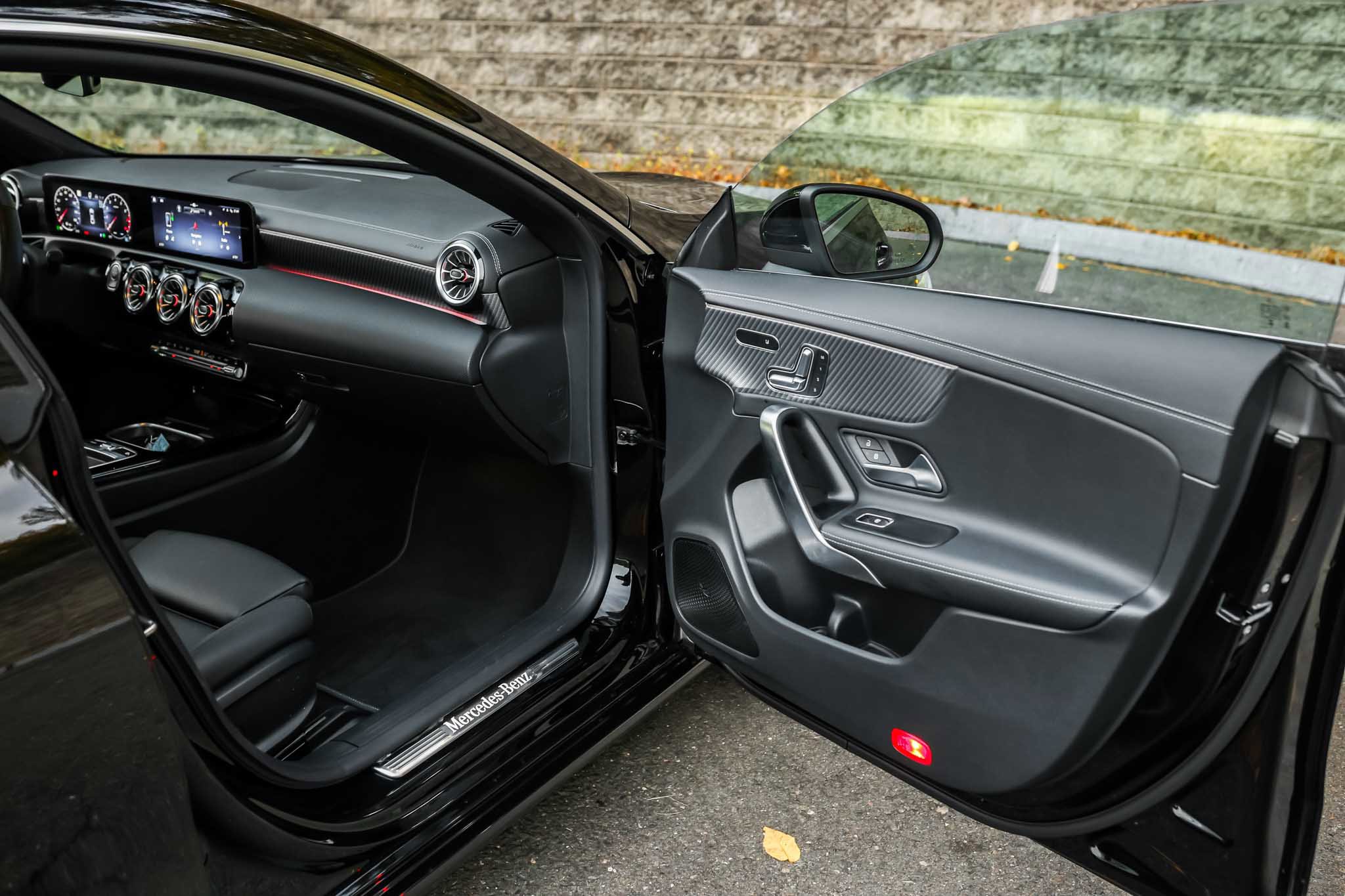 Used 2025 Mercedes-Benz CLA 250 4MATIC image 15