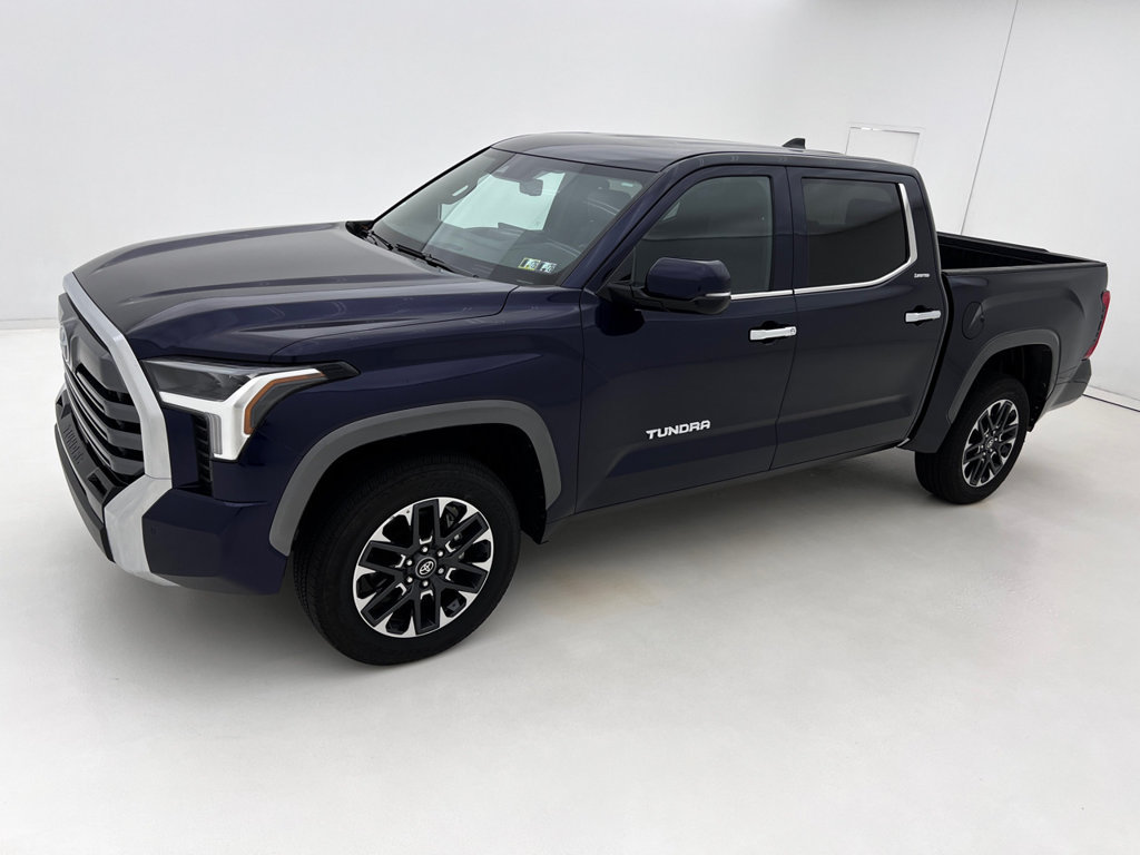 Used 2025 Toyota Tundra Limited AWD/4WD image 5