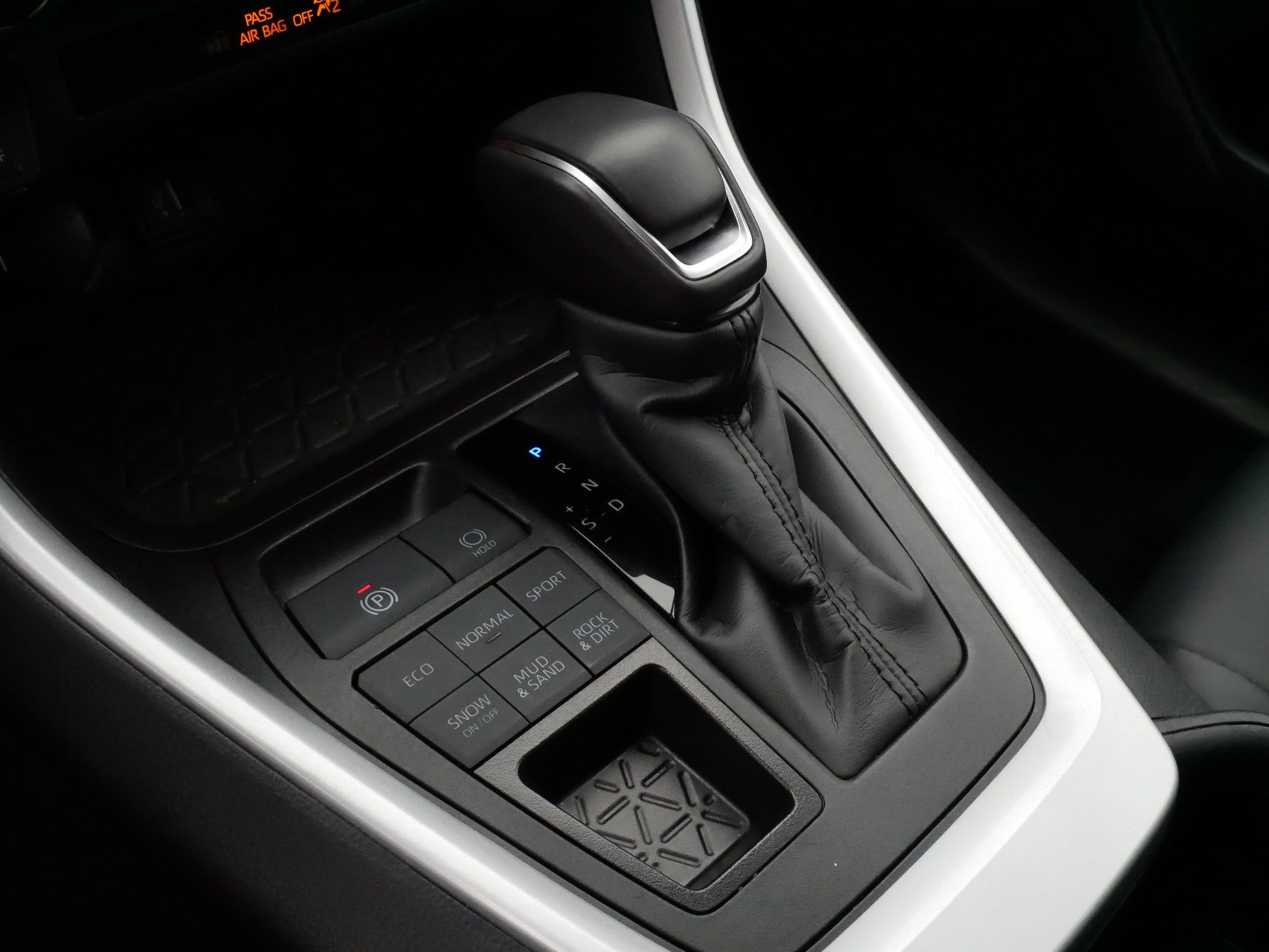 Certified 2025 Toyota RAV4 XLE Premium image 24