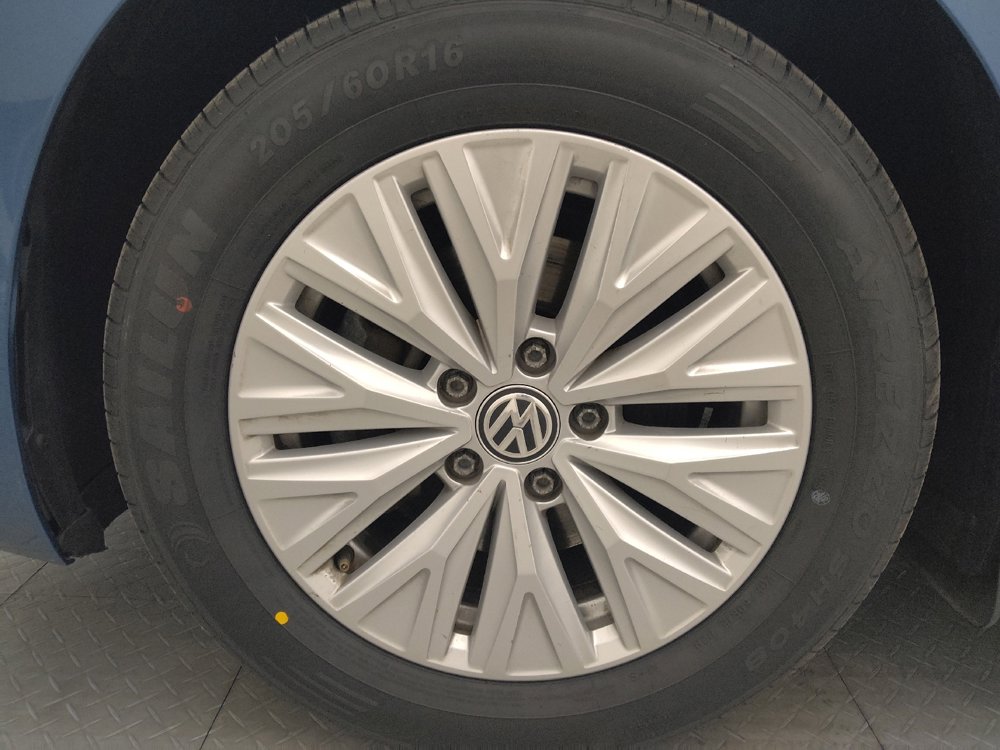 Used 2019 Volkswagen Jetta S image 31