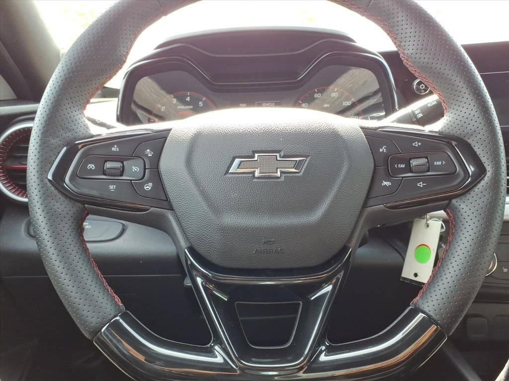 Certified 2024 Chevrolet Trax RS w/ Sunroof Package image 11