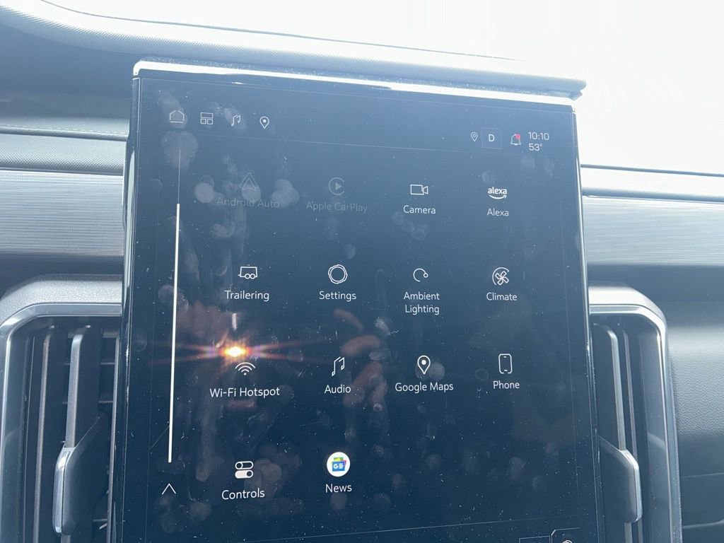 Used 2024 GMC Acadia AT4 w/ Luxury Package image 14