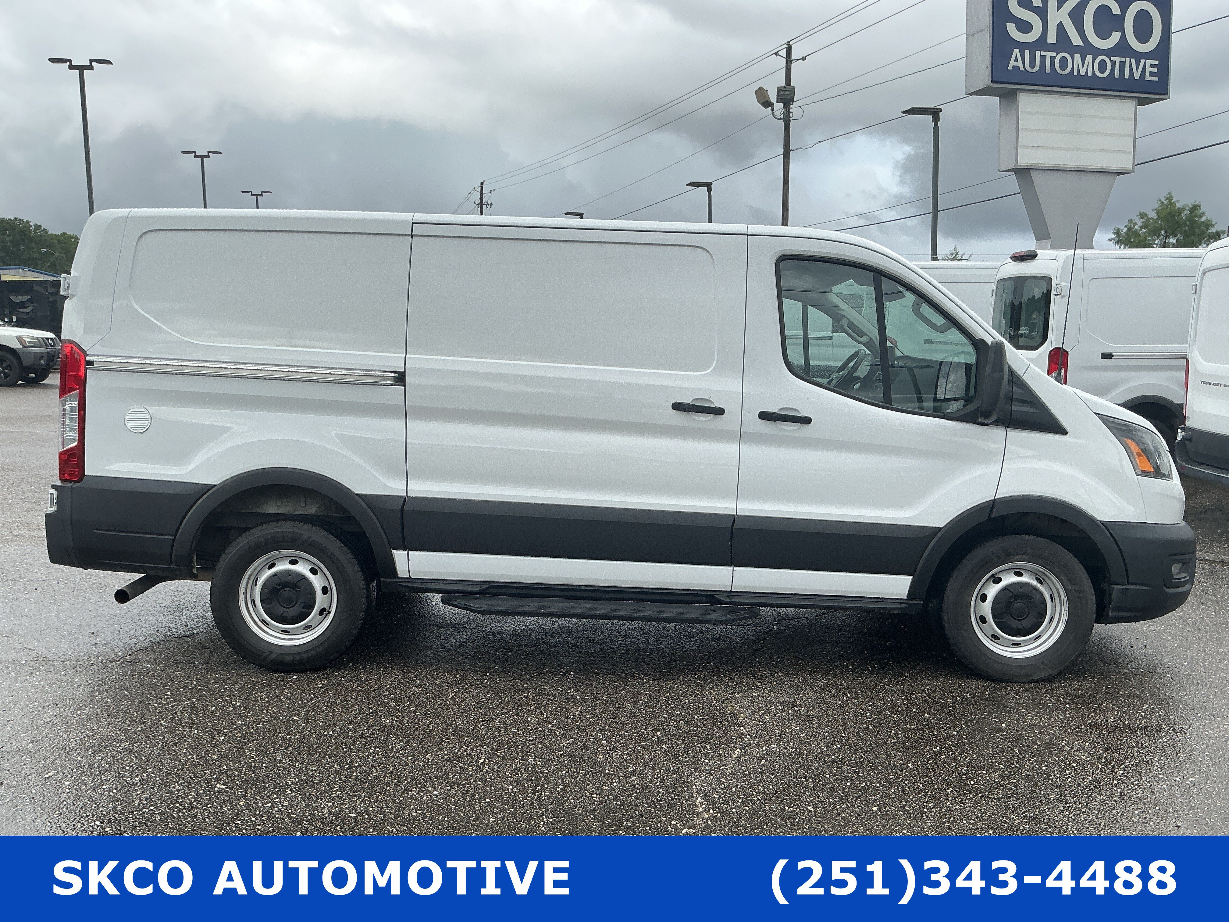Used 2020 Ford Transit 250 Low Roof w/ Upfitter Package RWD image 6