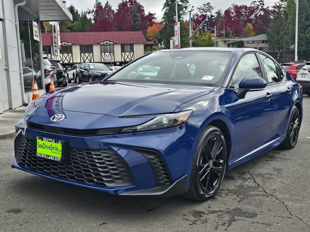New 2026 Toyota Camry SE w/ Convenience Package FWD image 3
