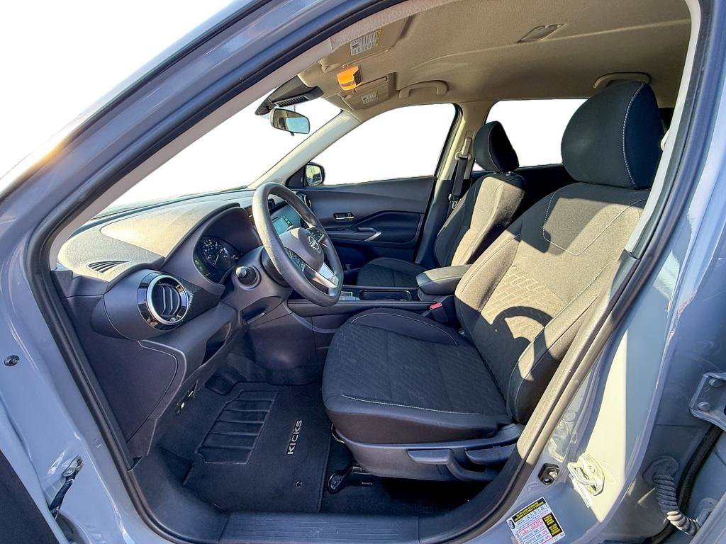 Used 2023 Nissan Kicks SV image 11