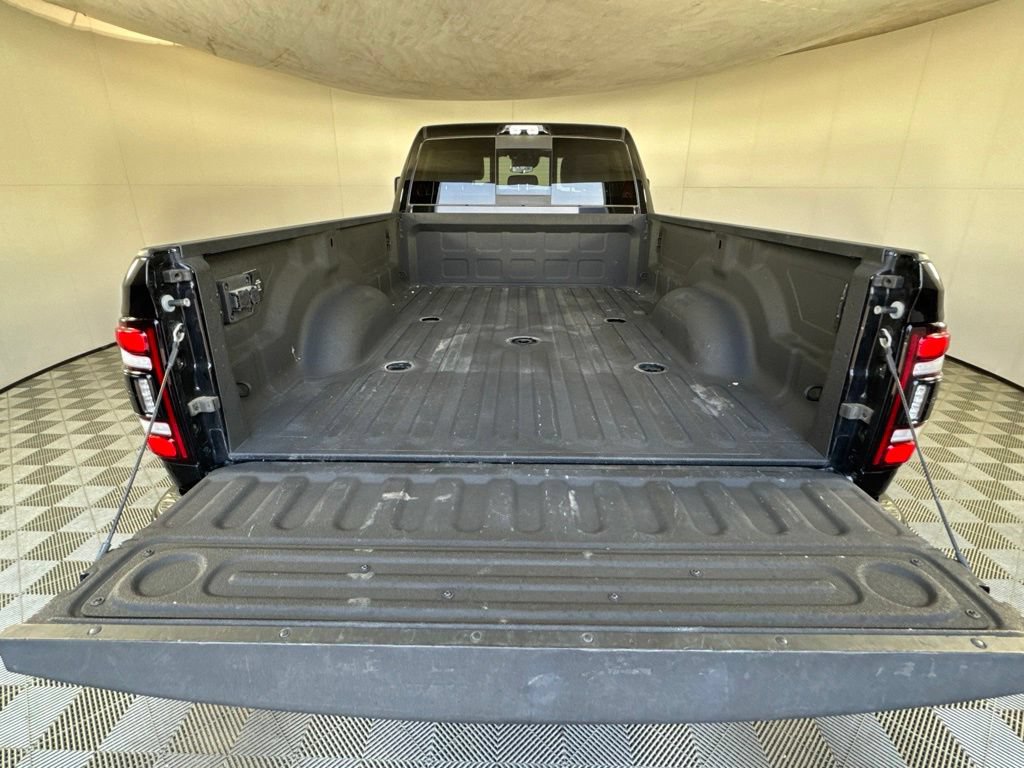 Certified 2024 RAM 3500 Limited w/ Night Edition AWD/4WD image 33