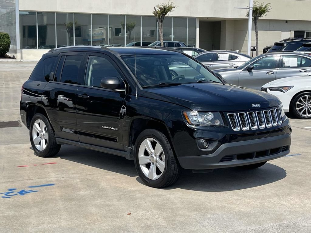 Used 2017 Jeep Compass Sport w/ Power Value Group FWD image 1