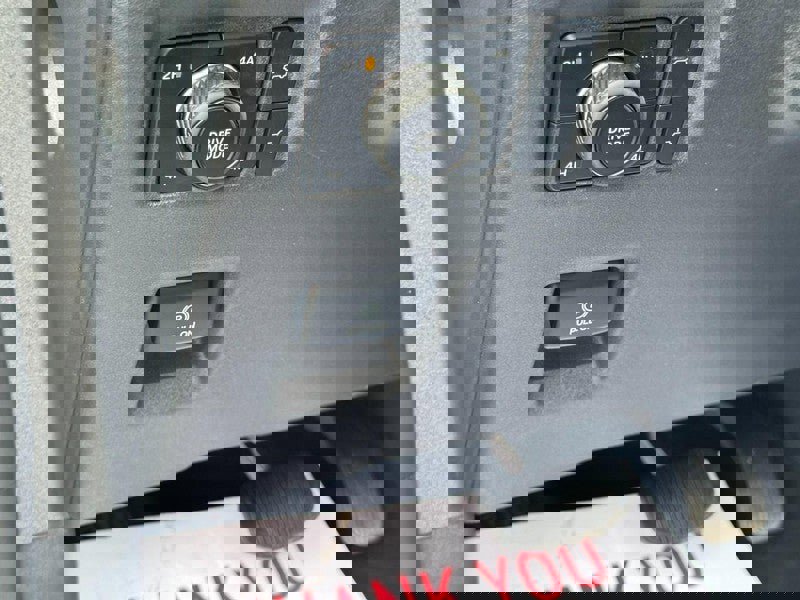 Used 2025 Ford Expedition Active image 18