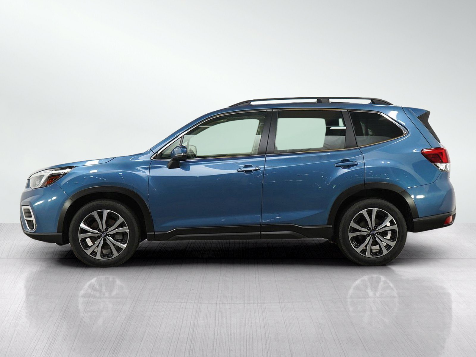 Used 2020 Subaru Forester Limited w/ Popular Package #3 AWD/4WD image 2