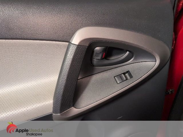 Used 2007 Toyota RAV4 Limited image 25