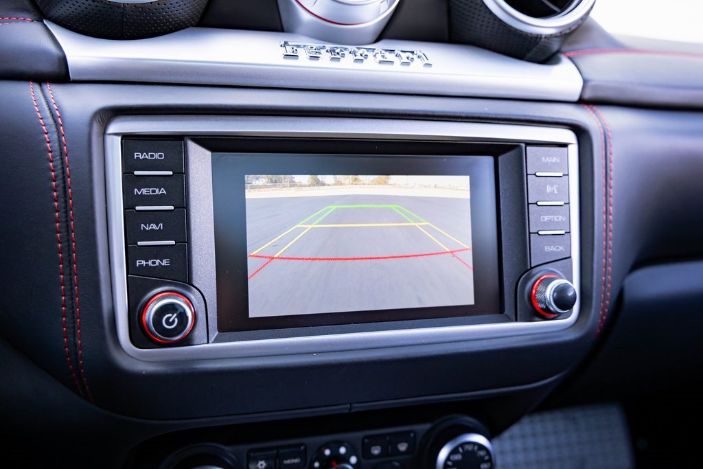 Used 2016 Ferrari California T image 15