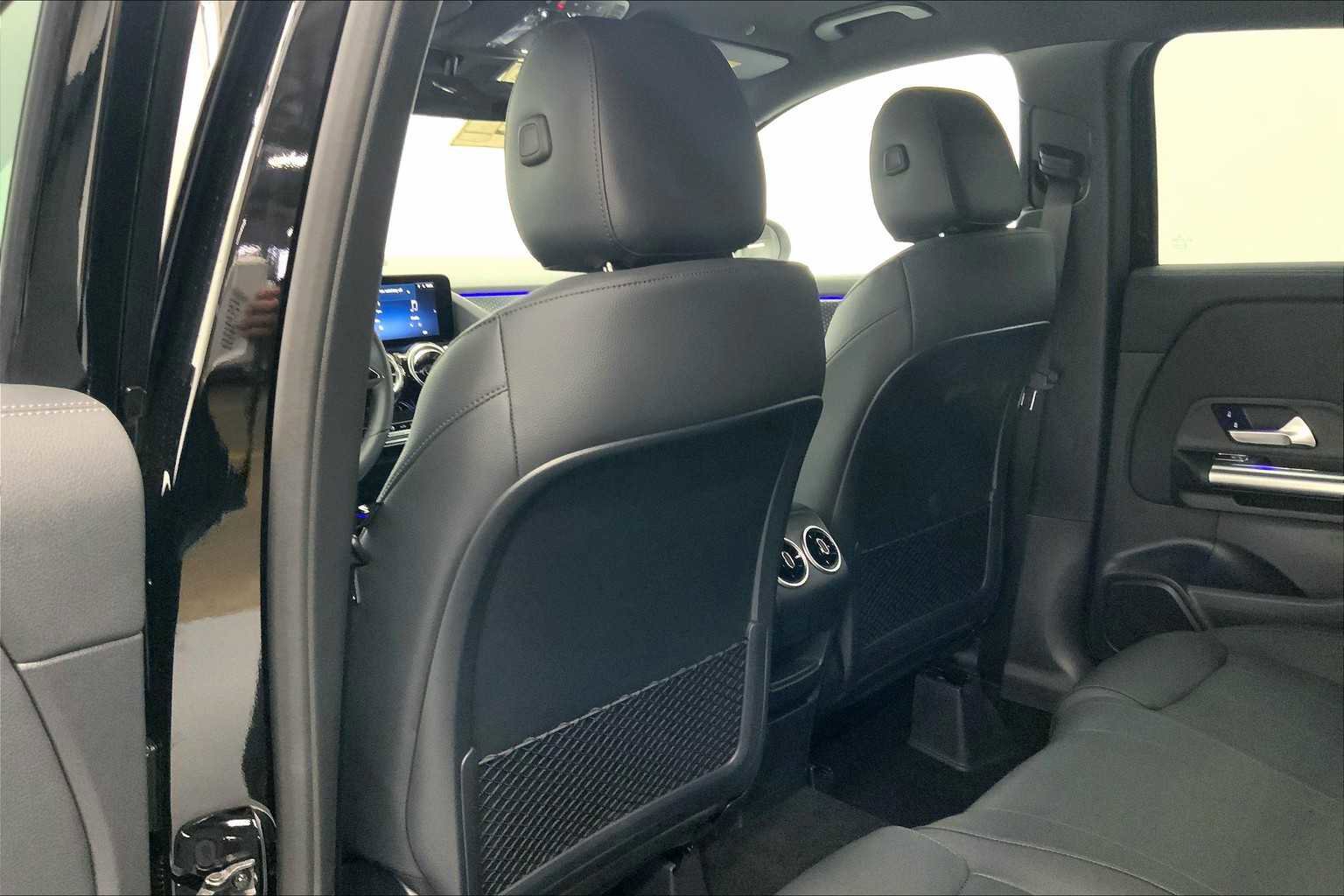 New 2026 Mercedes-Benz GLA 250 GLA 250 image 17