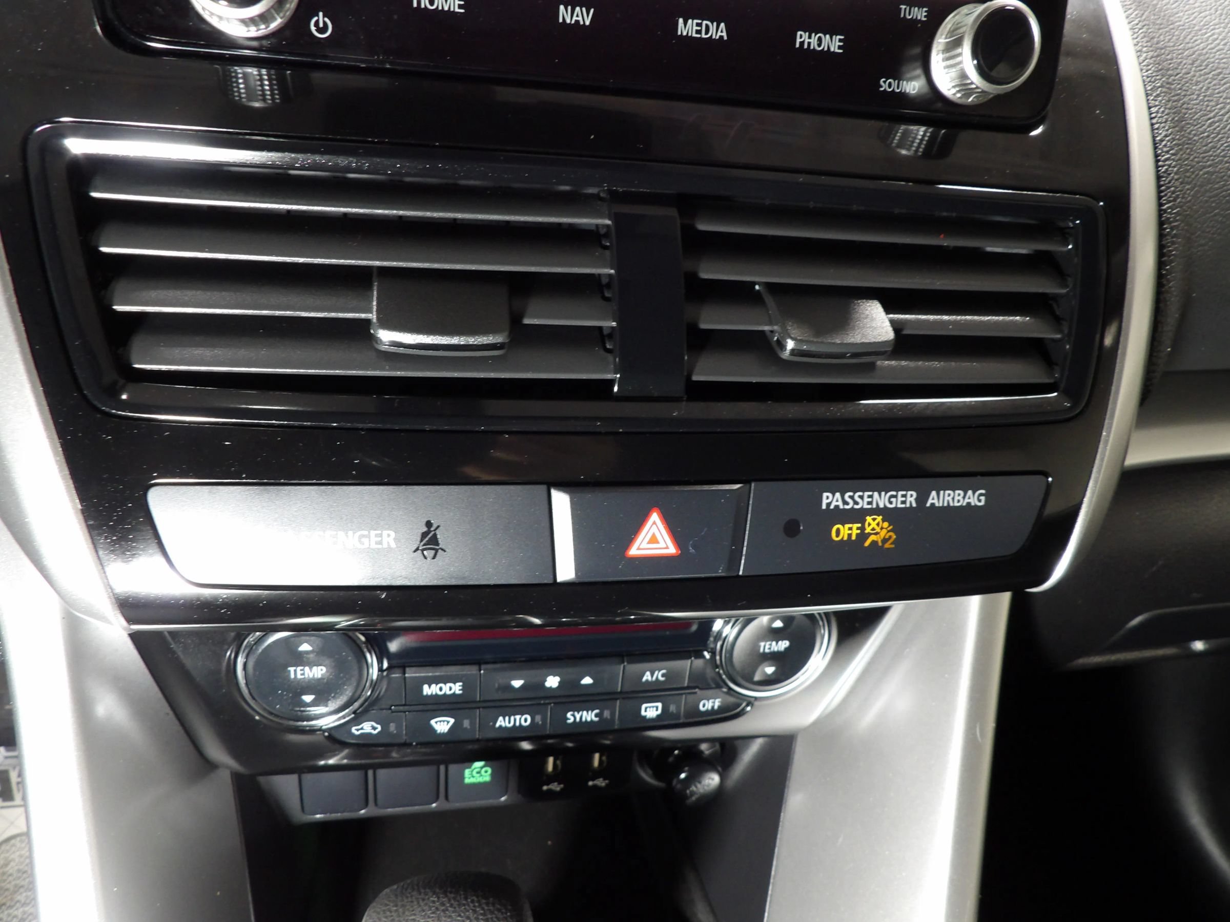 Used 2025 Mitsubishi Eclipse Cross SE AWD/4WD image 19