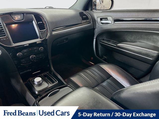 Used 2017 Chrysler 300 S image 23