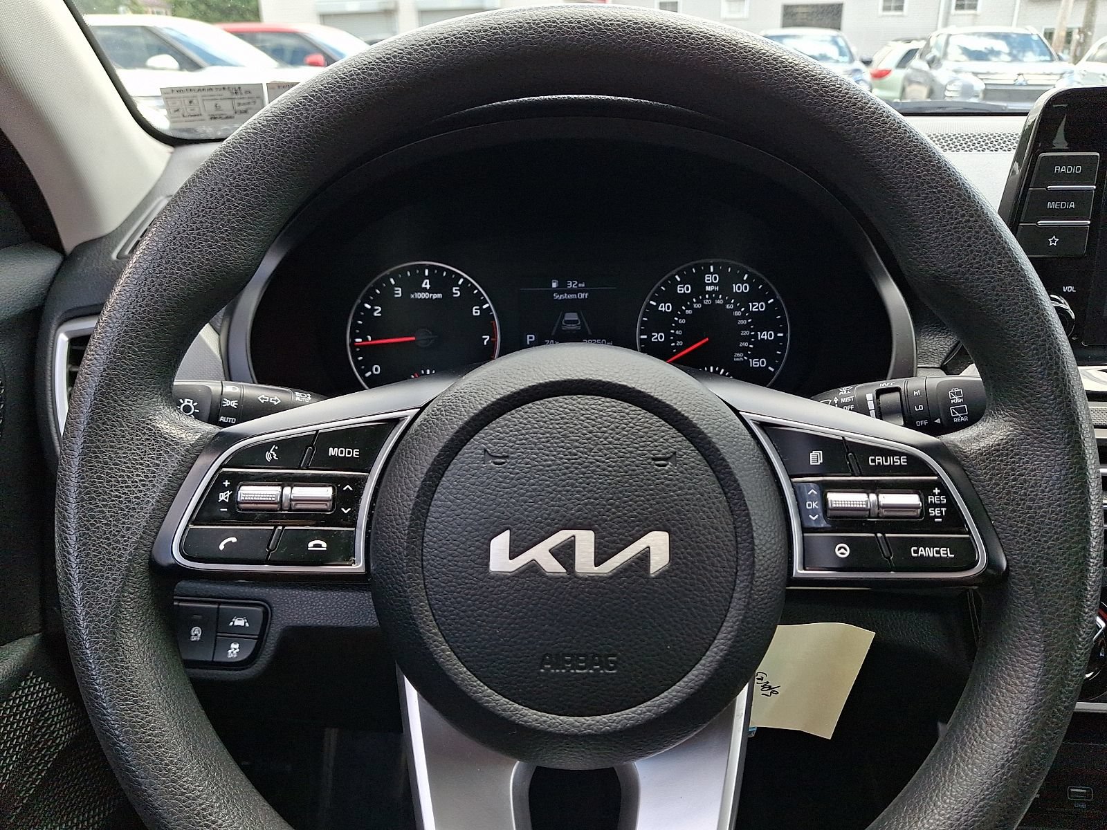 Used 2022 Kia Seltos LX AWD/4WD image 19