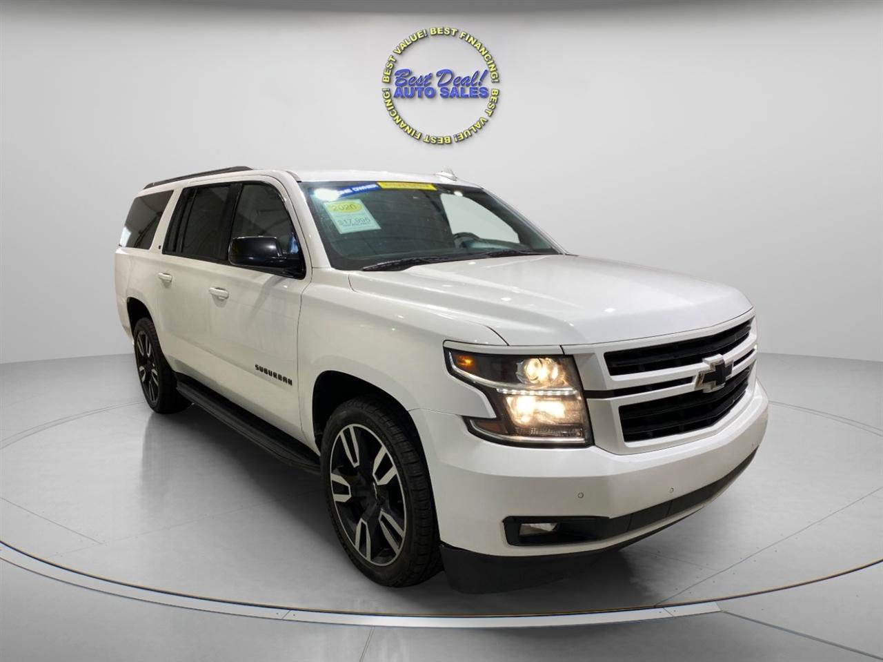 Used 2020 Chevrolet Suburban LT w/ RST Edition AWD/4WD image 5