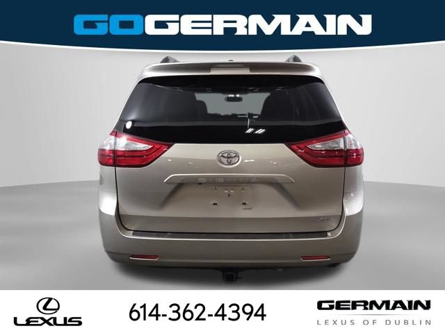 Used 2015 Toyota Sienna XLE FWD image 7