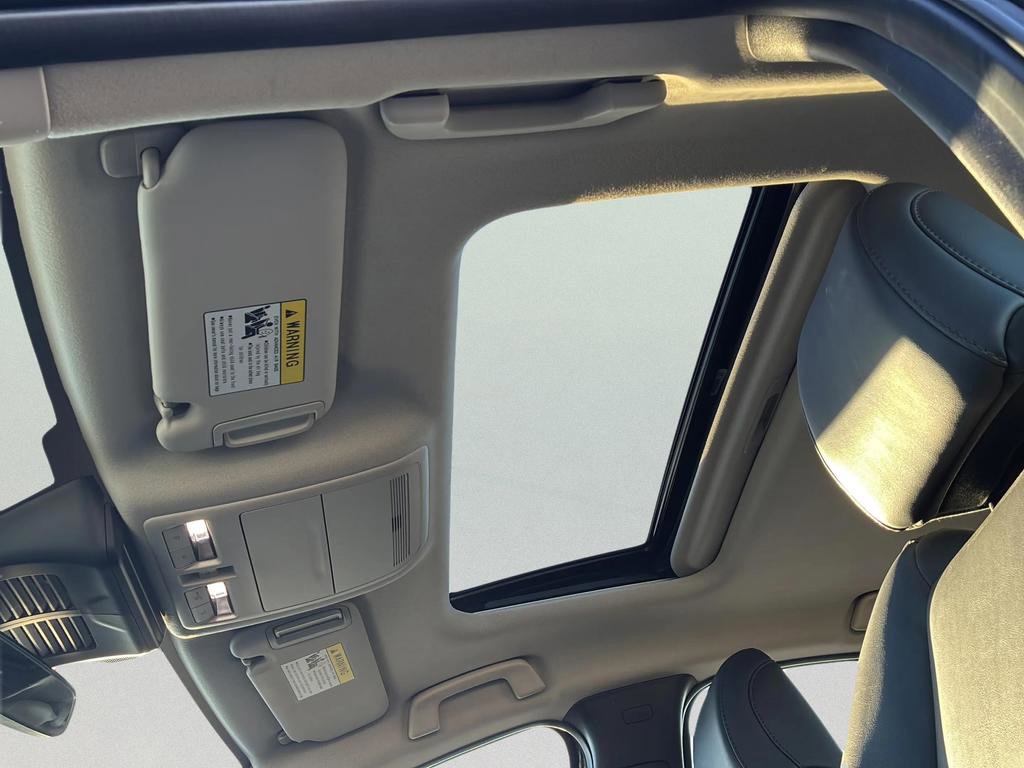 Used 2025 MAZDA MAZDA3 s image 33