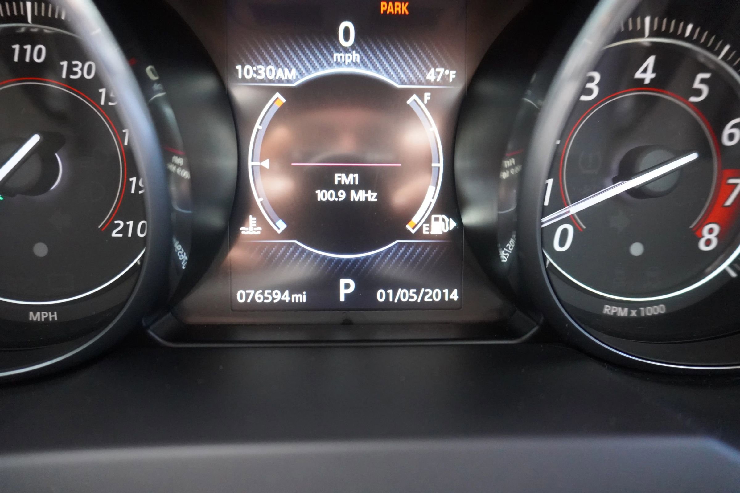 Used 2017 Jaguar F-TYPE R image 28