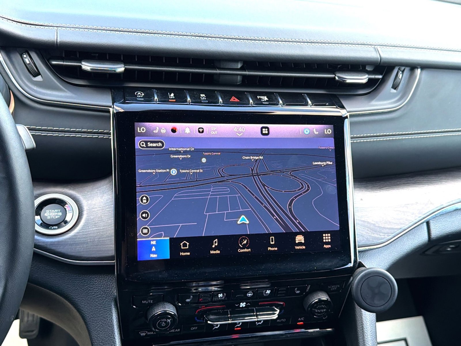 Used 2023 Jeep Grand Cherokee L Overland w/ Advanced Protech Group III image 20