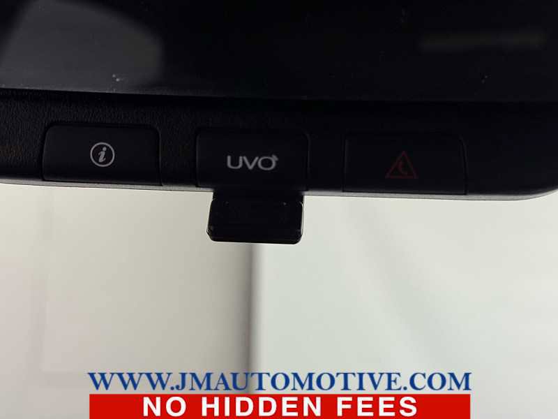 Used 2022 Kia Forte GT-Line w/ GT-Line Technology Package FWD image 35