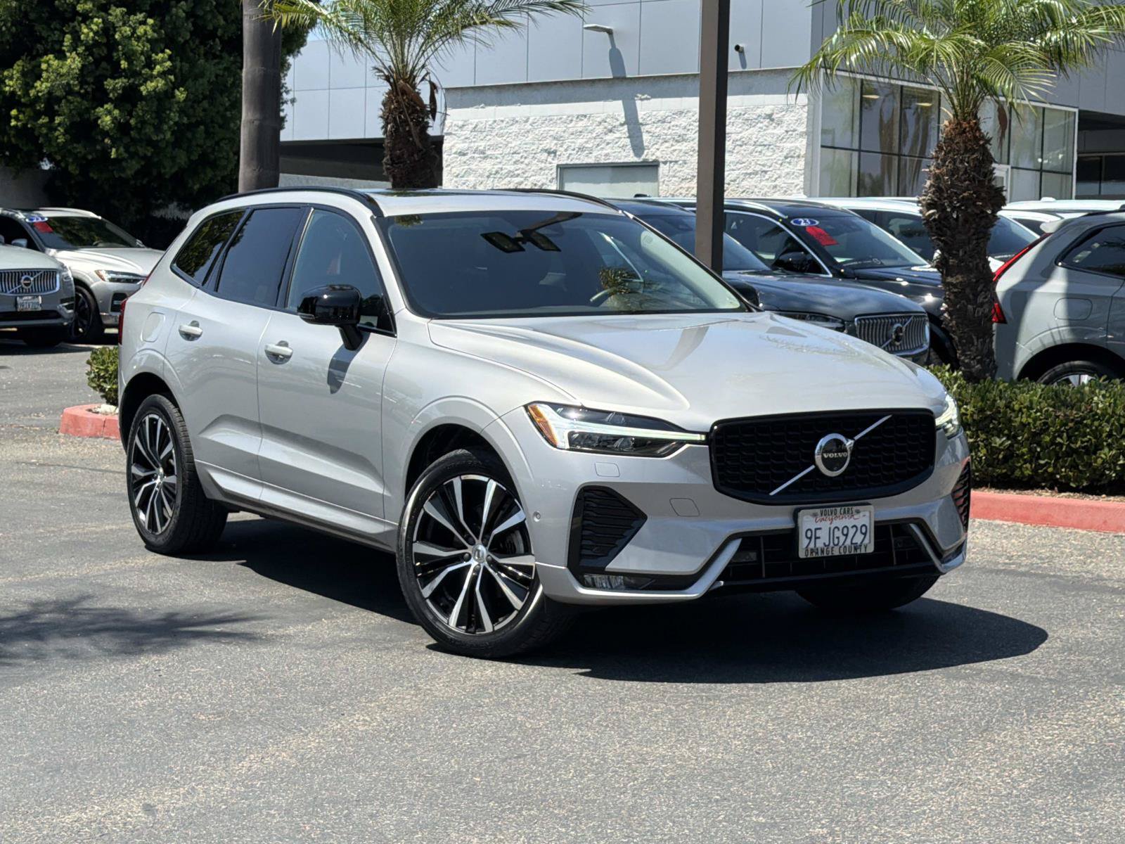 Certified 2024 Volvo XC60 B5 Plus w/ Protection Package Premier AWD/4WD image 1