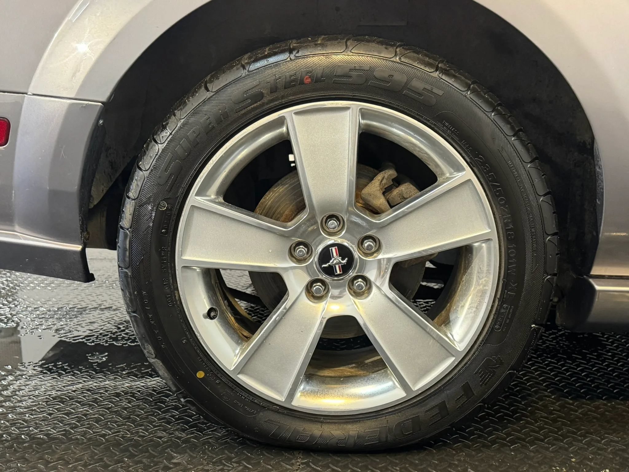 Used 2006 Ford Mustang GT Premium RWD image 33