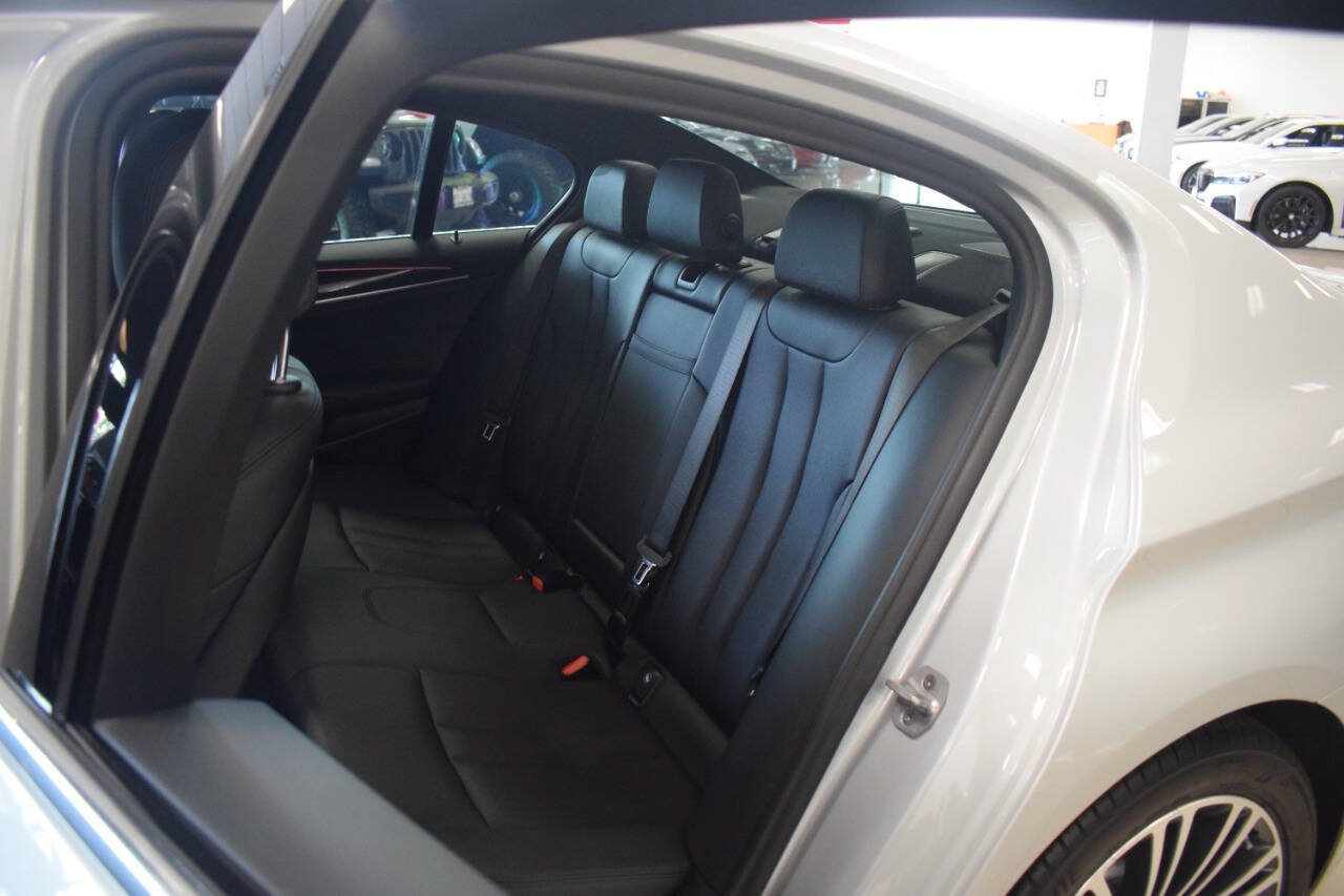 Used 2018 BMW 530i xDrive AWD/4WD image 63