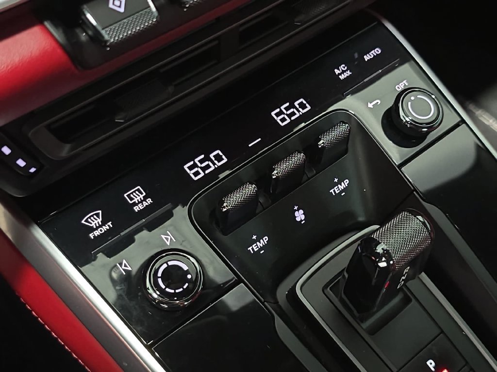 Certified 2021 Porsche 911 Turbo S AWD/4WD image 19