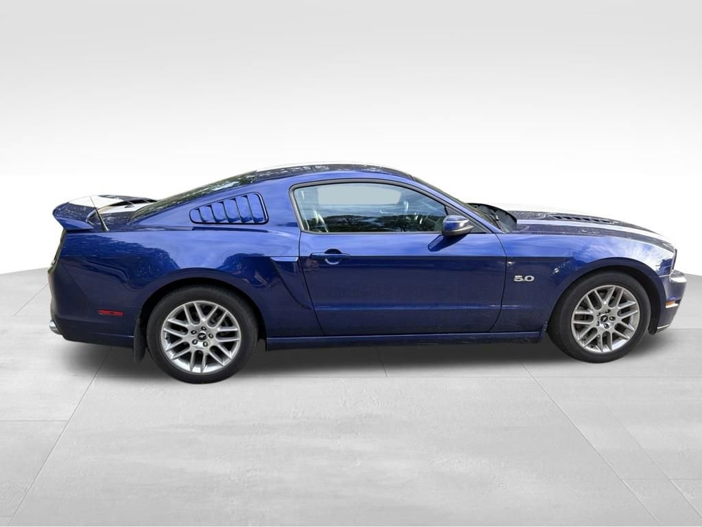 Used 2014 Ford Mustang GT Premium w/ Electronics Package RWD image 8